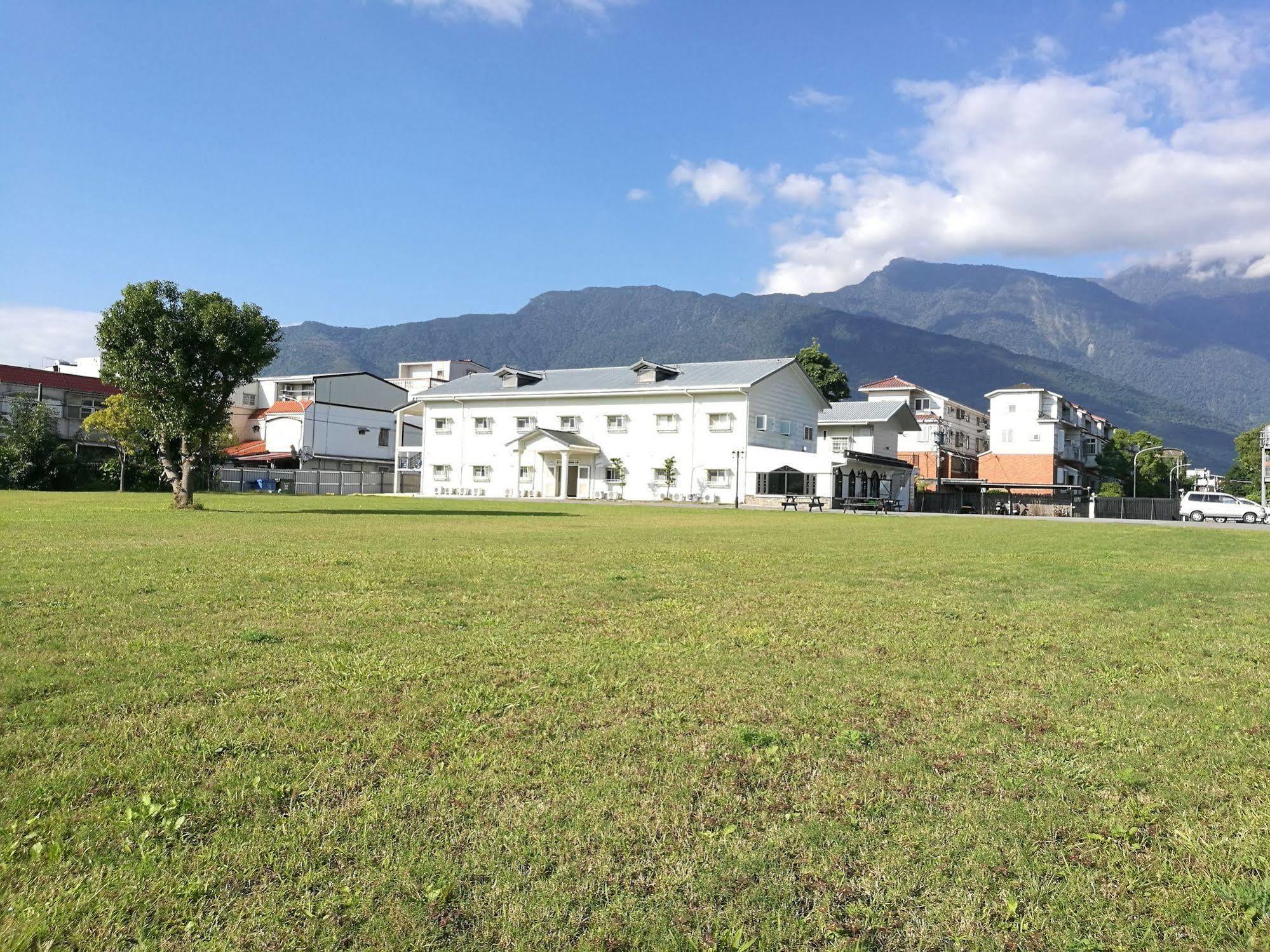 Oak Garden 旅館證號167 民宿證號1359 Hualien Exterior foto